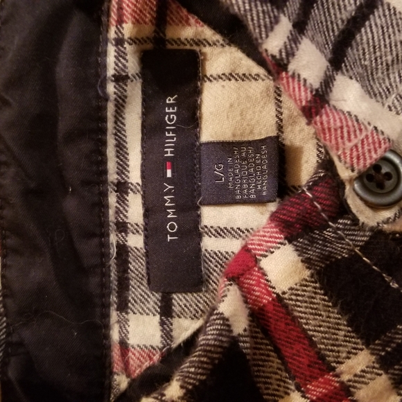Tommy Hilfiger flannel long sleeve - Picture 2 of 2